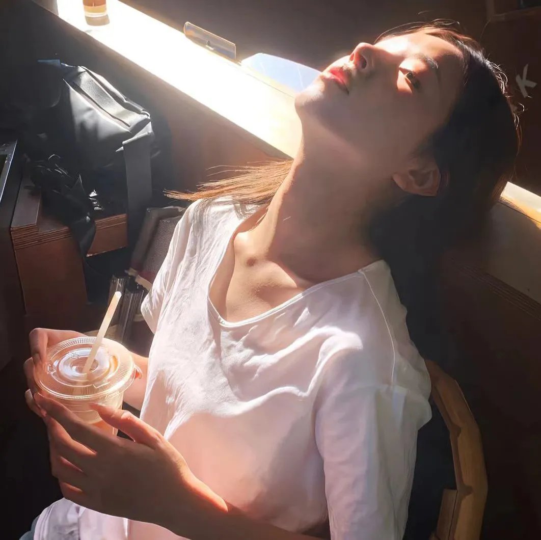 松林外